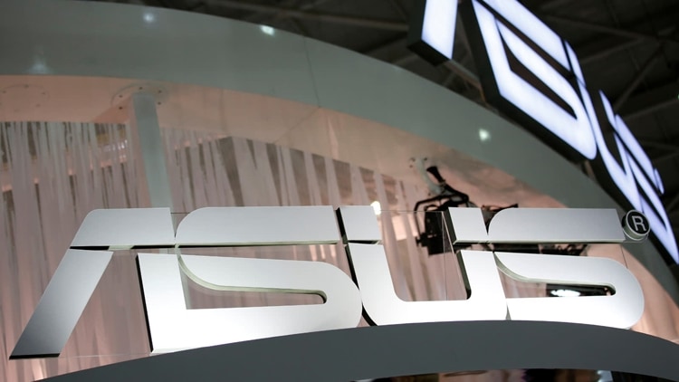 ASUS выпустит смартфон с тройной камерой и планшет на базе Chrome OS"