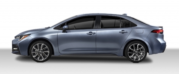 Новый седан Toyota Corolla получил 2-литровый двигатель Dynamic Force"