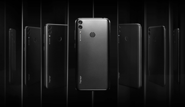 Смартфон Honor 8C с тремя камерами выйдет в России по цене 12 990 рублей"