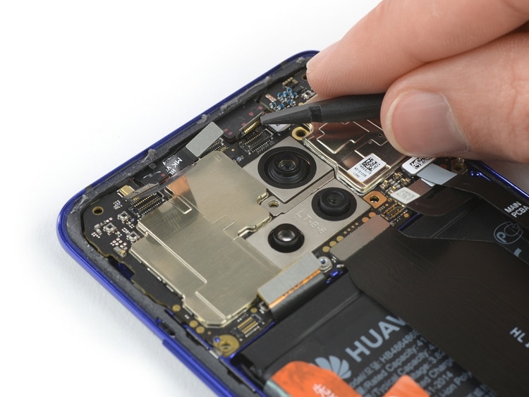 Вскрытие Huawei Mate 20 Pro: смартфон обладает посредственной ремонтопригодностью"