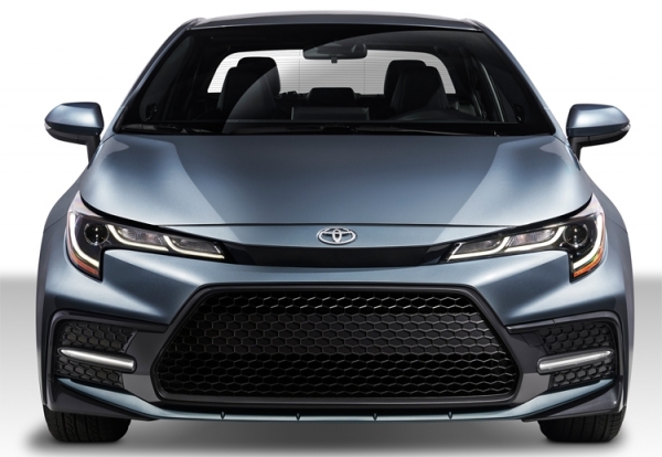 Новый седан Toyota Corolla получил 2-литровый двигатель Dynamic Force"