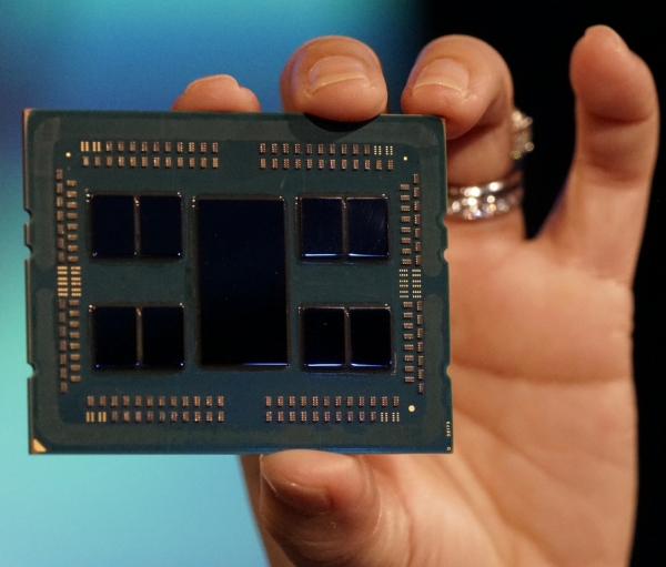  AMD рассказала о ключевых особенностях новых процессоров Zen 2 &mdash; вдвое больше ядер и повышенная производительность 
