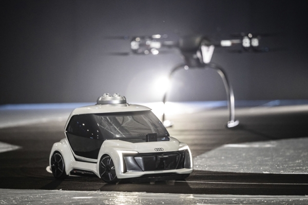 Видео дня: прототип летающего такси Audi, Airbus и Italdesign"