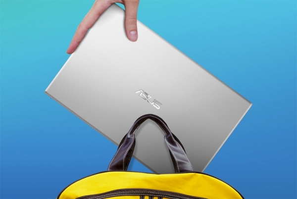 Ноутбук ASUS Y406UA с 14" дисплеем весит полтора килограмма"