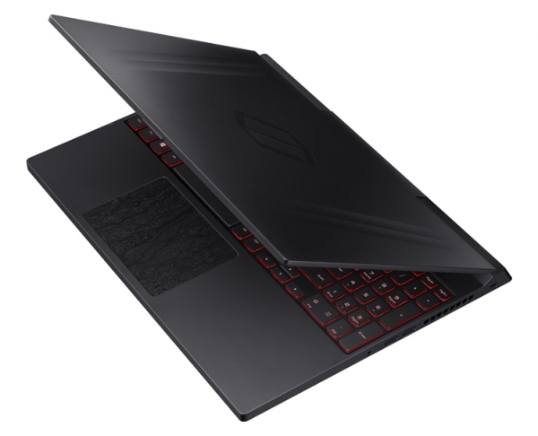 CES 2019: 15,6-дюймовый лэптоп Samsung Notebook Odyssey для любителей игр"