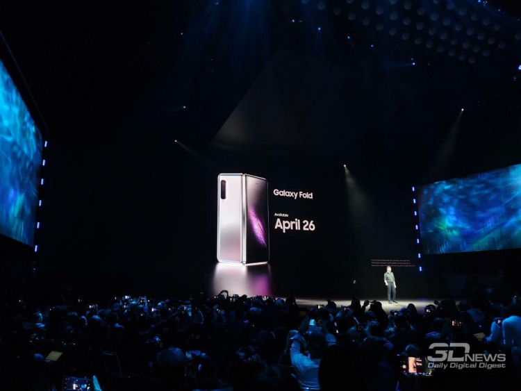 Изгибаемый Samsung Galaxy Fold открыл новую категорию смартфонов"