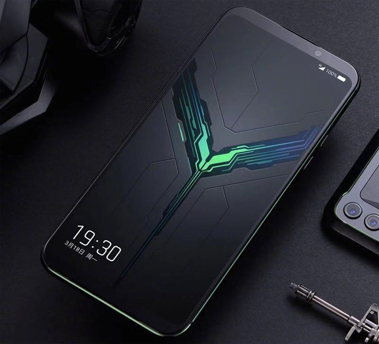 Игровой смартфон Xiaomi Black Shark 2 показался на рендере"
