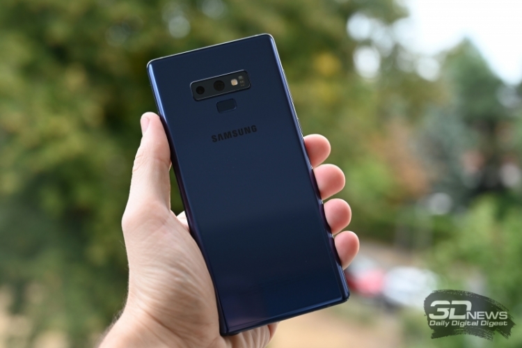 ФАС обвинила Samsung в координации цен на смартфоны и планшеты"