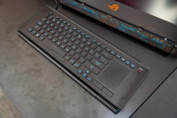 ASUS ROG RE:DEFINE 2019: флагманские ноутбуки вступают в бой"