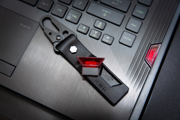 ASUS ROG RE:DEFINE 2019: флагманские ноутбуки вступают в бой"