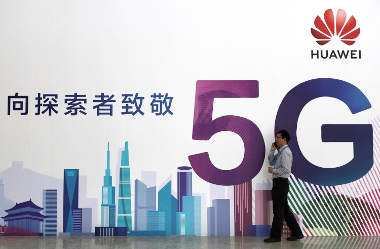 Foxconn остановил ряд линий по сборке телефонов Huawei"