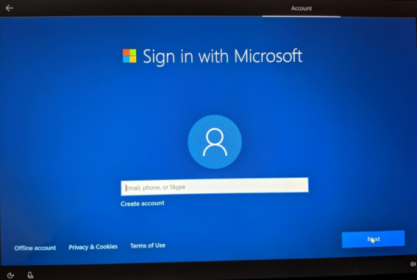 Microsoft вынуждает пользователей использовать учётные записи компании. но это можно обойти"