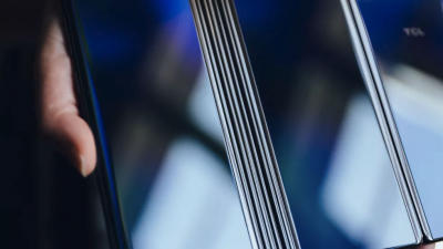 Забудьте о Galaxy Fold: TCL показала 10" концепт планшета-гармошки"
