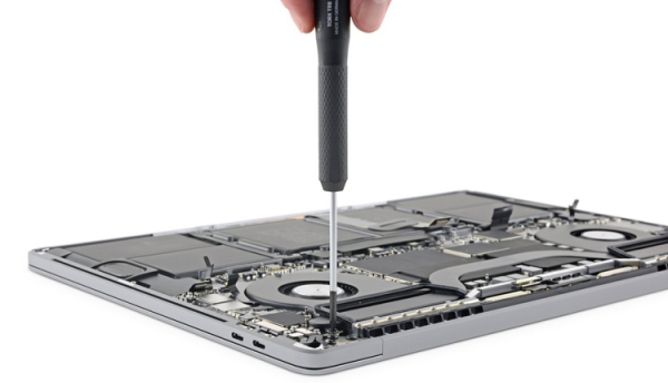 iFixit: MacBook Pro 16" совершенно не подлежит ремонту"