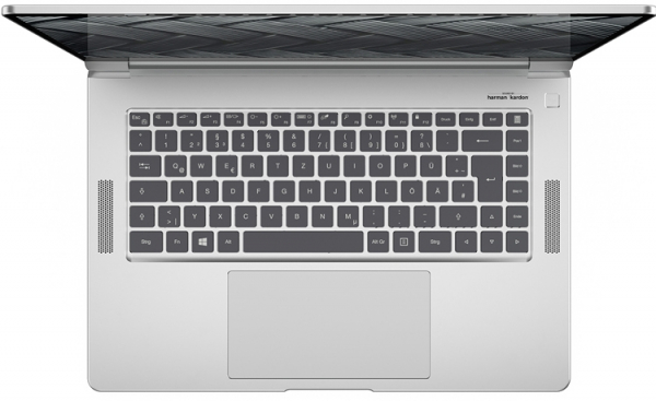 Ноутбук Porsche Design Ultra One с 15,6" дисплеем весит 1,5 кг"