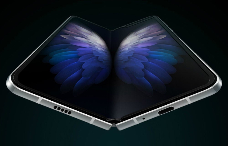 Дебют смартфона Samsung Galaxy W20 5G: вариация на тему гибкого Galaxy Fold"