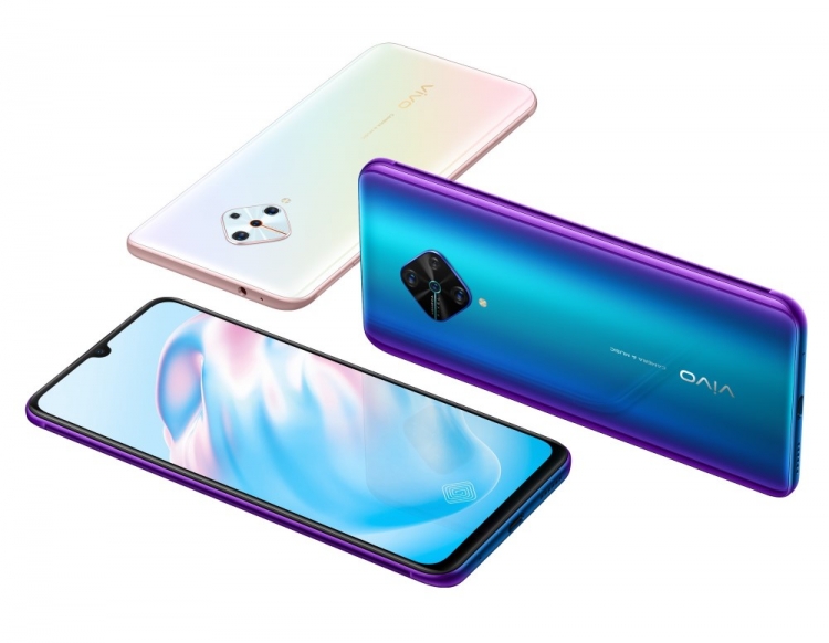 В России поступит в продажу смартфон vivo V17 с 48-Мп ИИ-квадрокамерой"