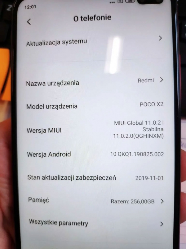 Фотография Poco X2 и скриншоты настроек доказывают сходство с Redmi K30 4G"