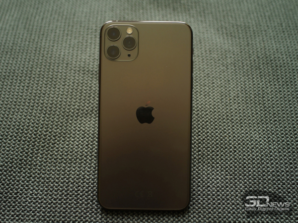 Смартфон Apple iPhone 12 обойдётся без выреза в экране"