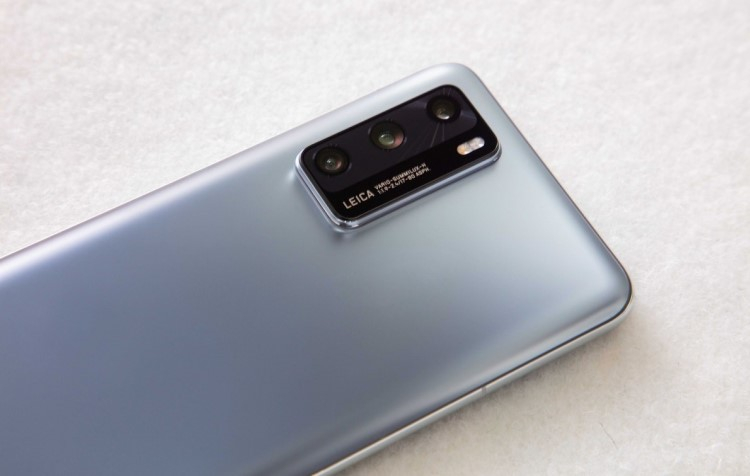 Несмотря на санкции американского правительства, в смартфоне Huawei P40 есть произведённые в США детали"