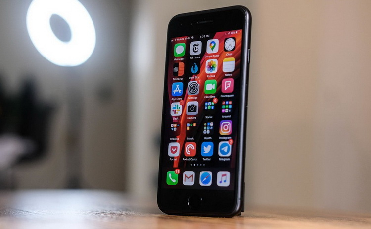 Яндекс.Маркет спрогнозировал лучшее время для покупки нового iPhone SE"