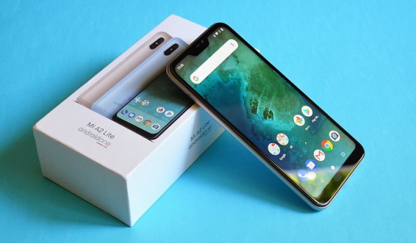 Xiaomi снова выпускает Android 10 для Mi A2 Lite"