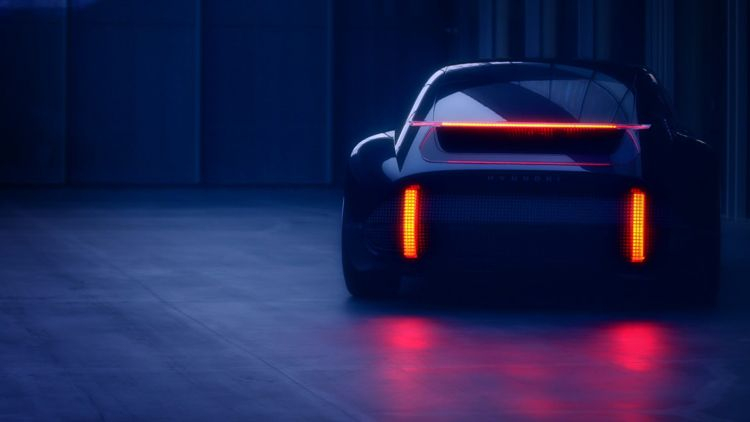К 2030 году Hyundai подготовит к массовому производству аккумуляторы с твердотельным электролитом"