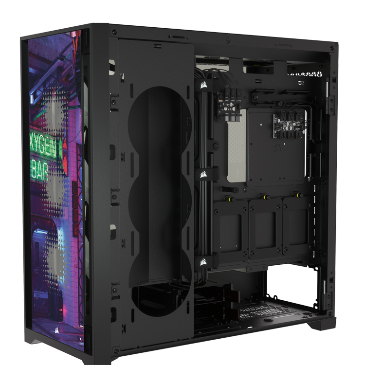 Корпус Corsair iCUE 5000X RGB Signature получил четыре стеклянные панели"